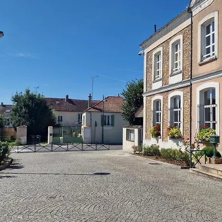 Maison 15 Minutes De Le Refuge Des Contes