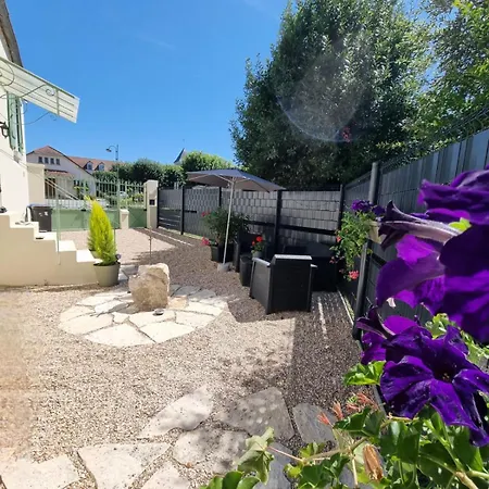 Holiday home Maison 15 Minutes De Le Refuge Des Contes